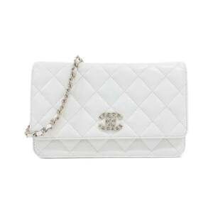 CHANEL White Wallet